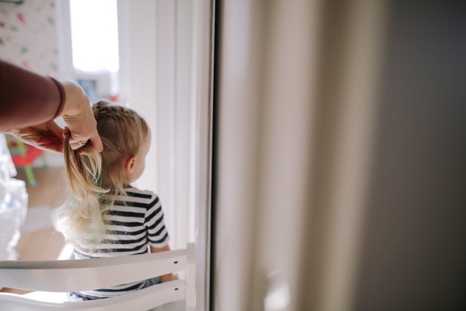 3 Mom Influencers Reveal Their Secrets to Transitioning to Naturally Curly Hair