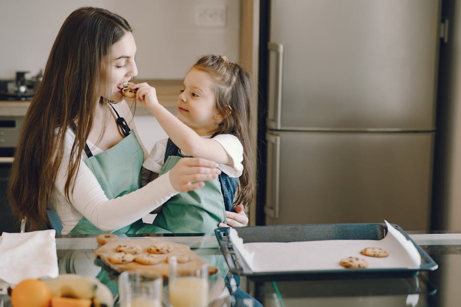 Think Mom Life Is Easy? One Mom Is Showing the Reality Behind the Scenes